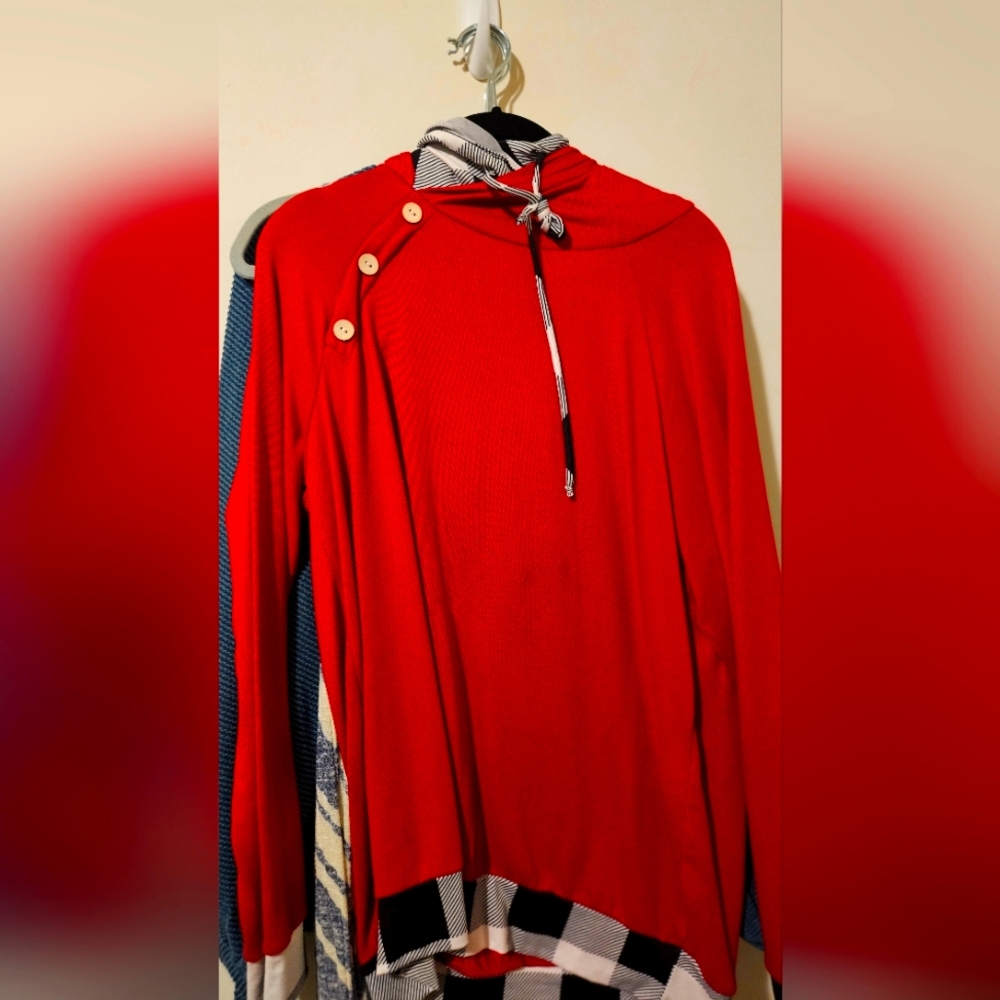 Lightweight Cowl Neck White Birch Red And Buffalo Plaid L